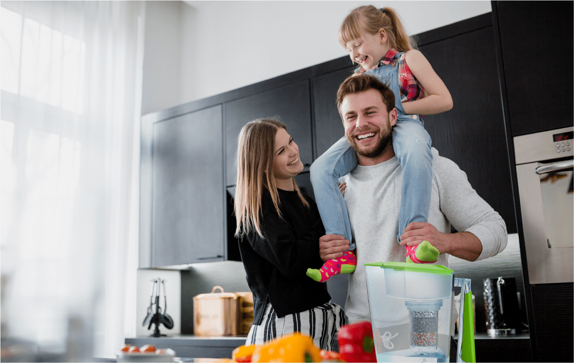 MAUNAWAI Familie in der Küche